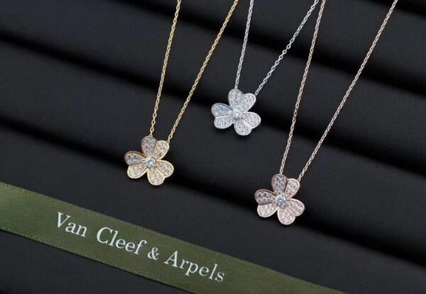 VCA Necklace 050 - Image 4