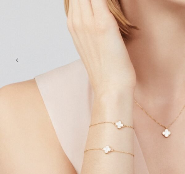 VCA Necklace 053 - Image 4