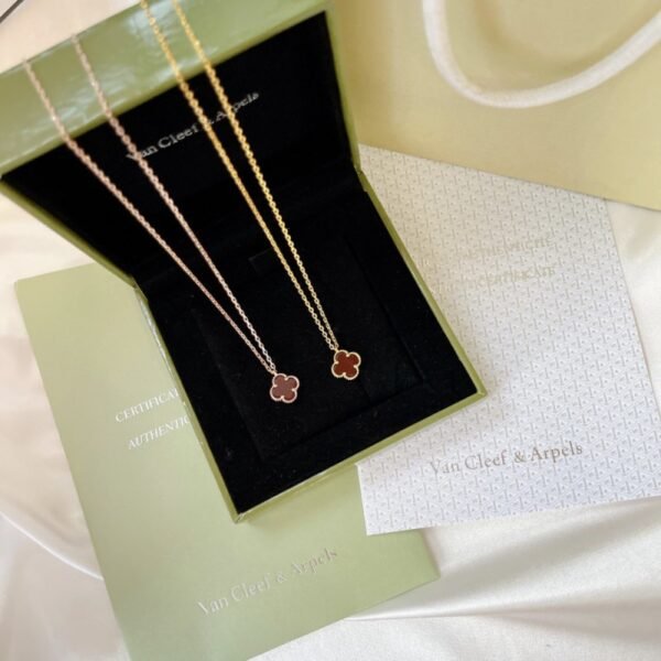 VCA Necklace 054 - Image 4
