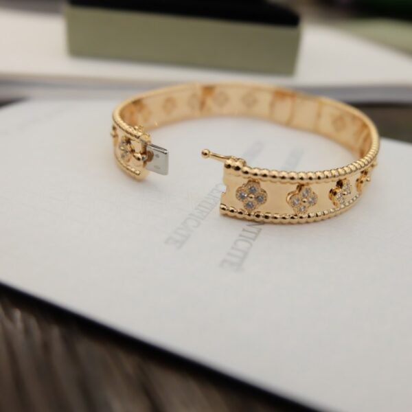 VCA Bracelet 020 - Image 4