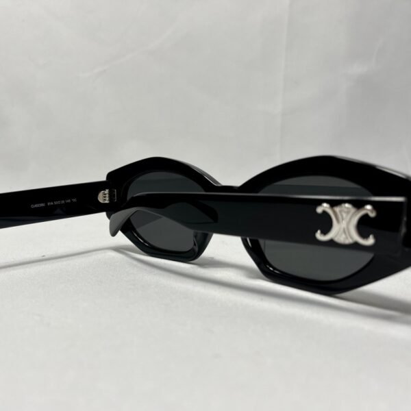 Celine 021 - Image 4