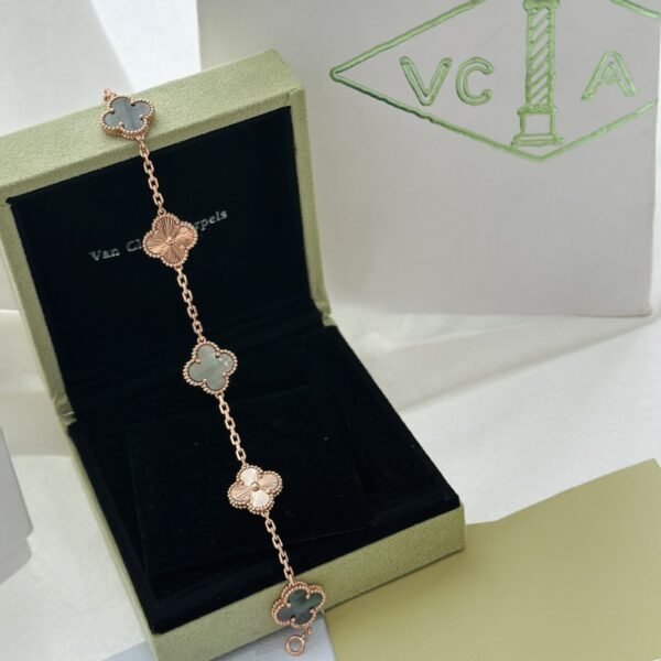 VCA Bracelet 028 - Image 4
