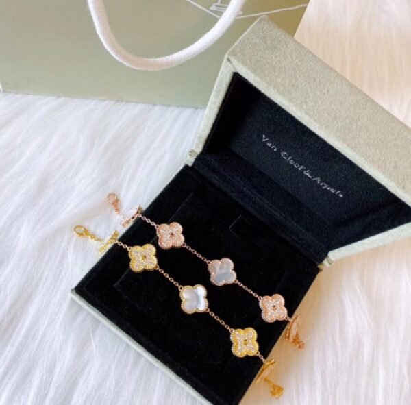 VCA Bracelet 043 - Image 4