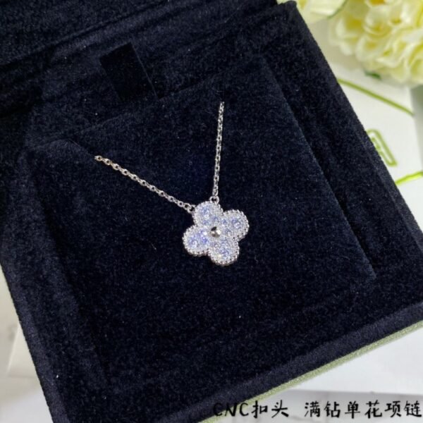 VCA Necklace 012 - Image 2