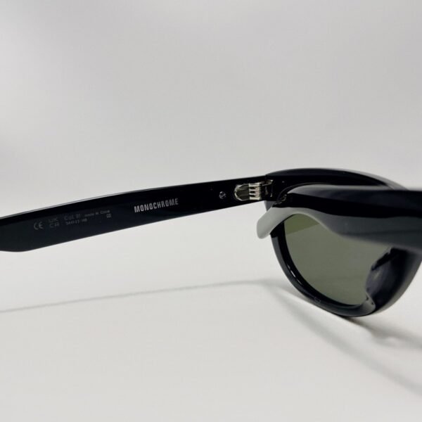 GM 076 - Image 4