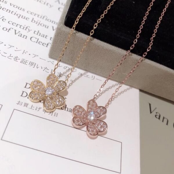 VCA Necklace 026 - Image 4