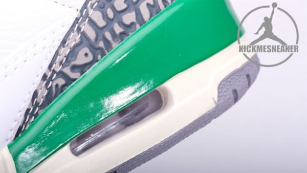 Air Jordan 3 Retro Lucky Green Size 40-47.5 - Image 4
