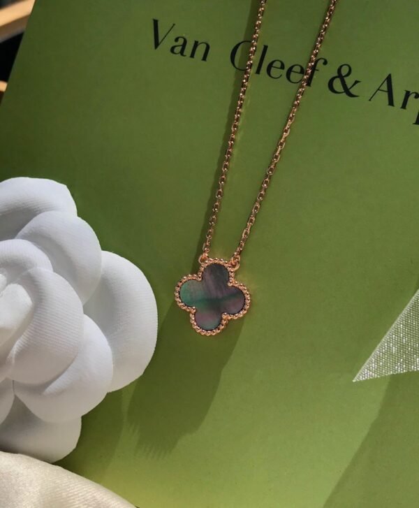 VCA Necklace 042 - Image 5