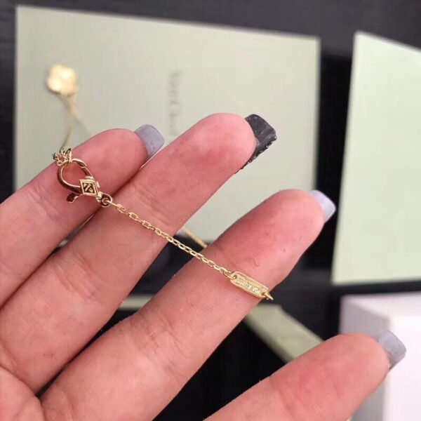 VCA Necklace 057 - Image 5