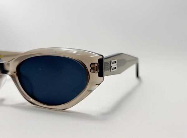 GM 064 - Image 5