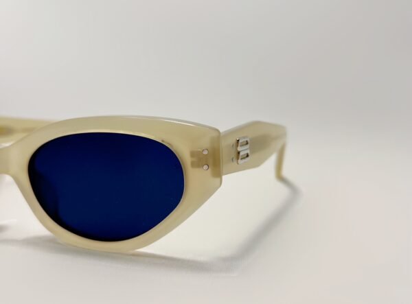 GM 065 - Image 5
