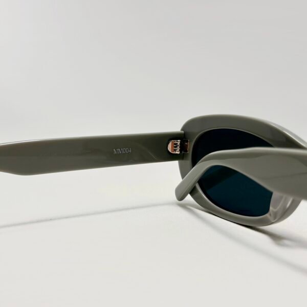 GM 082 - Image 5