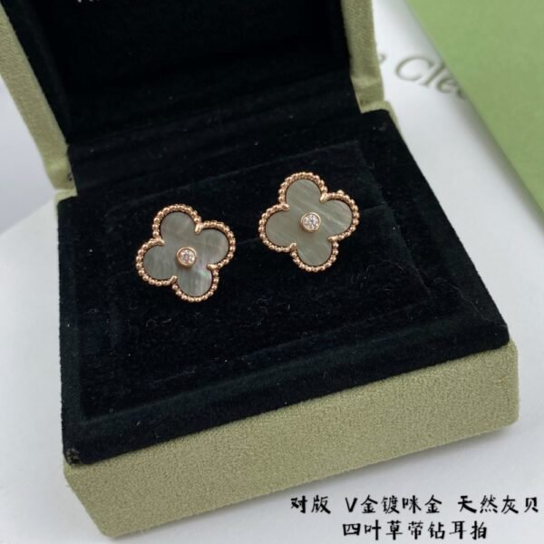 VCA Earring 015 - Image 5