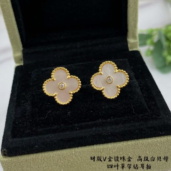 VCA Earring 017 - Image 5