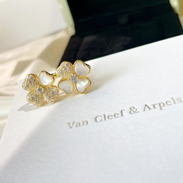 VCA Earring 025 - Image 5