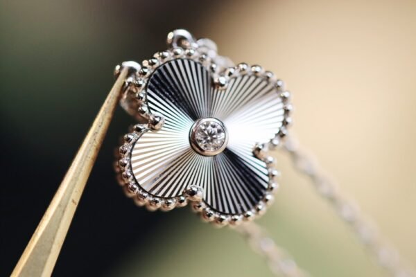 VCA Necklace 013 - Image 5
