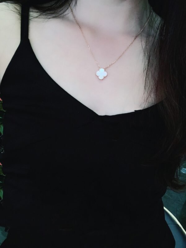 VCA Necklace 025 - Image 5