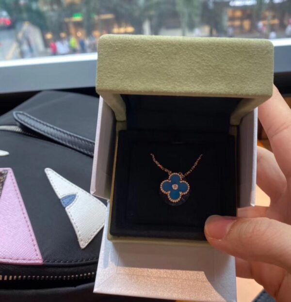VCA Necklace 029 - Image 5
