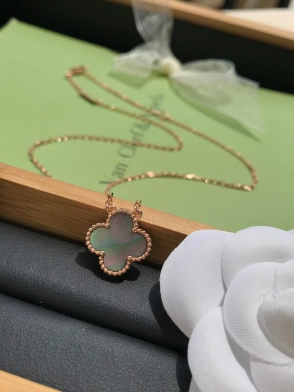 VCA Necklace 042 - Image 6