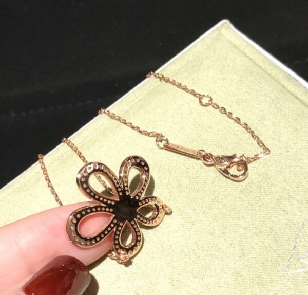 VCA Necklace 044 - Image 6