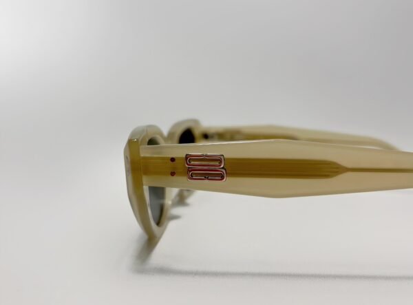 GM 065 - Image 6