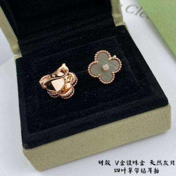 VCA Earring 015 - Image 6