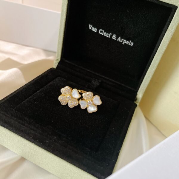 VCA Earring 025 - Image 6