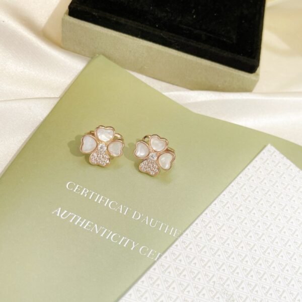 VCA Earring 030 - Image 6