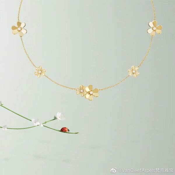 VCA Necklace 009 - Image 6