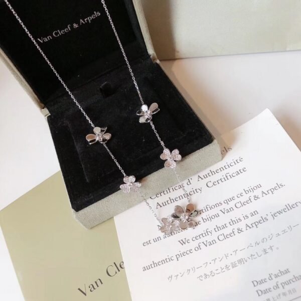 VCA Necklace 010 - Image 5