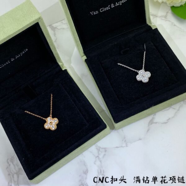 VCA Necklace 012 - Image 4