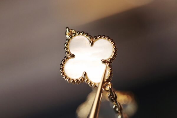 VCA Necklace 016 - Image 6