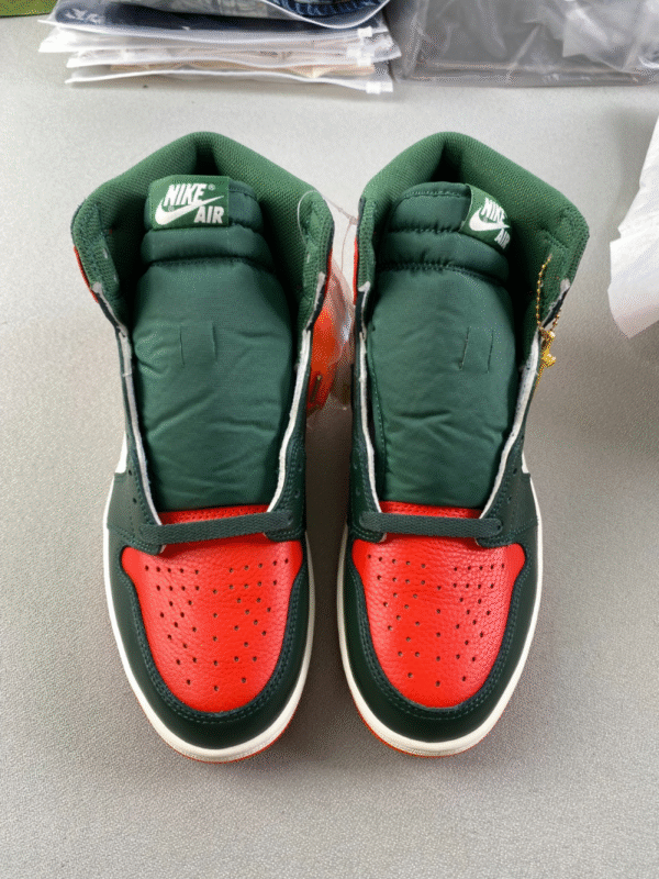 AJ1 - Image 4