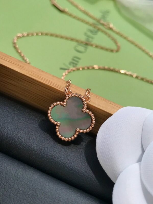 VCA Necklace 042 - Image 7