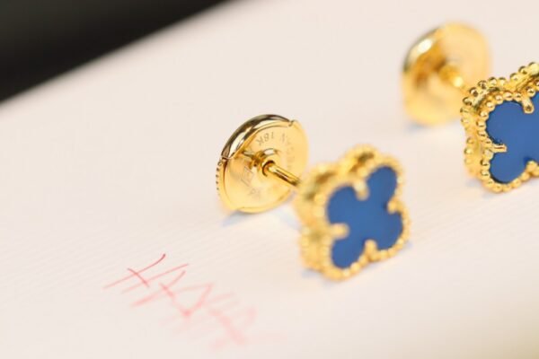 VCA Earring 008 - Image 8