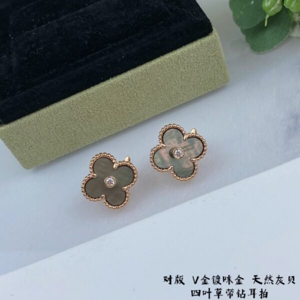VCA Earring 015 - Image 8