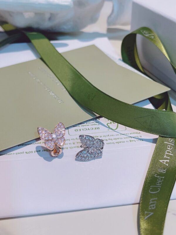 VCA Earring 018 - Image 8