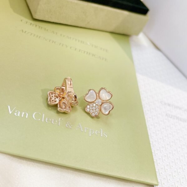 VCA Earring 030 - Image 8