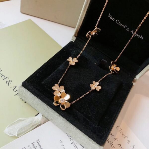 VCA Necklace 009 - Image 8