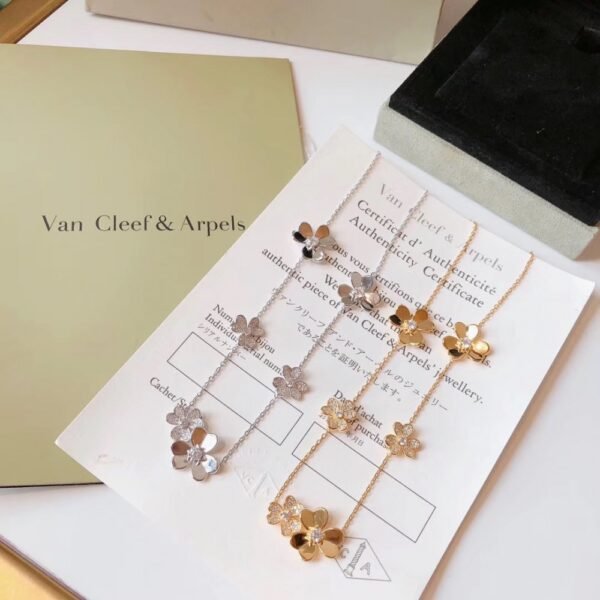 VCA Necklace 010 - Image 7