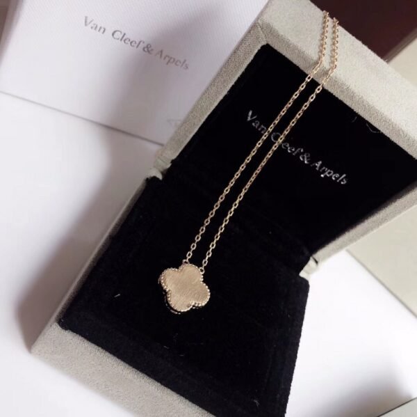 VCA Necklace 029 - Image 8