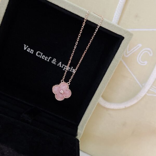 VCA Necklace 037 - Image 8