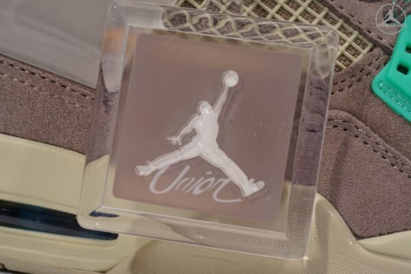 Union LA x Air Jordan 4 Retro SP Taupe Haze SP  SIZE:40-46 - Image 8