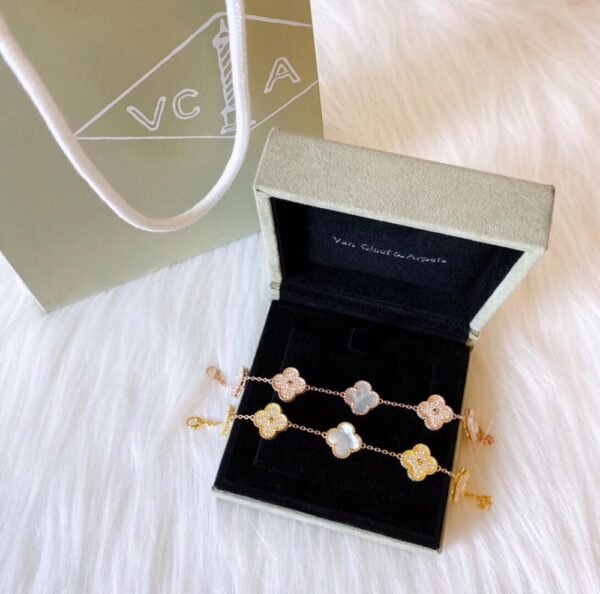VCA Bracelet 043 - Image 9