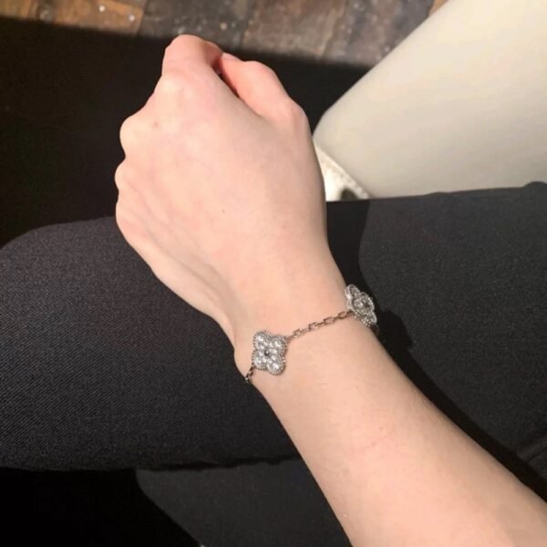 VCA Bracelet 046 - Image 9