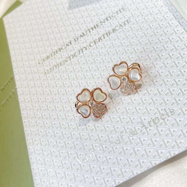 VCA Earring 030 - Image 9