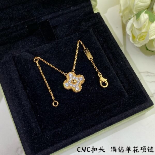 VCA Necklace 012 - Image 7