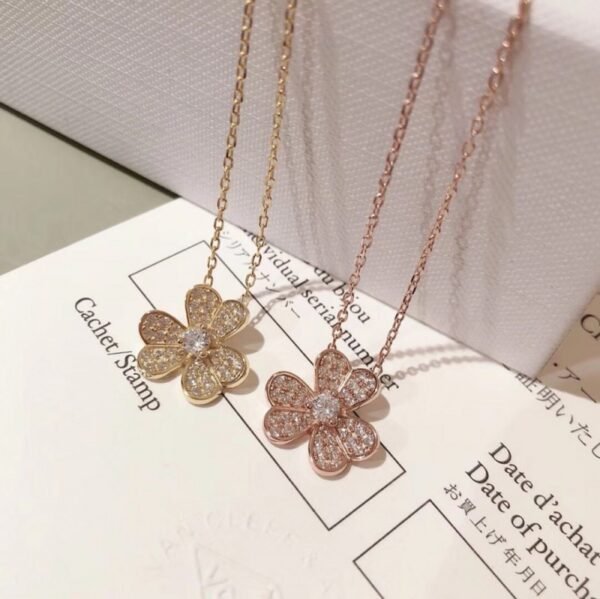 VCA Necklace 026 - Image 9