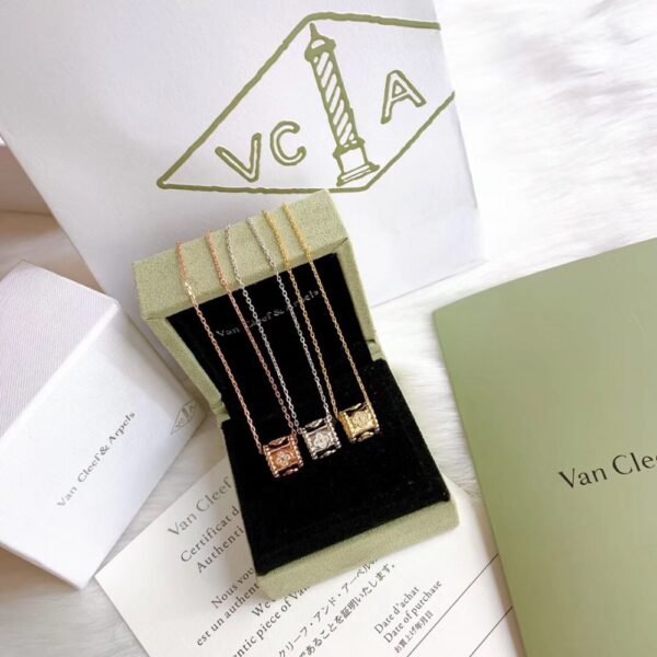 VCA Necklace 031 - Image 9
