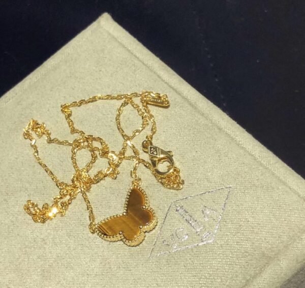 VCA Necklace 041 - Image 9
